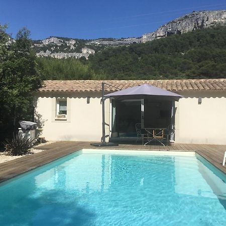 Studio De Charme Avec Piscine Fontaine-de-Vaucluse Exterior foto